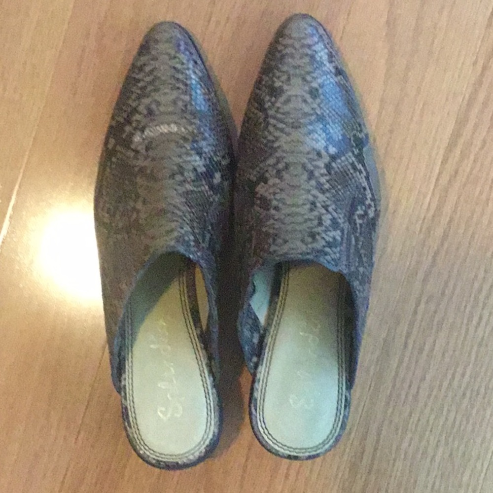 Snakeskin mules by Splendid size 8M